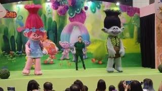 Dec 2016 Trolls the movie characters Live takashimaya Singapore [upl. by Elocyn]