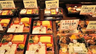 HUGE Japanese Department Store Basement Food Hall  Takashimaya Japan [upl. by Kreager905]