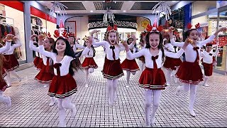 Best Christmas Dance  Jingle Bells Kids [upl. by Wilfred]