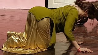 Saima Khan New Mujra Dance performance 2019 [upl. by Limber193]